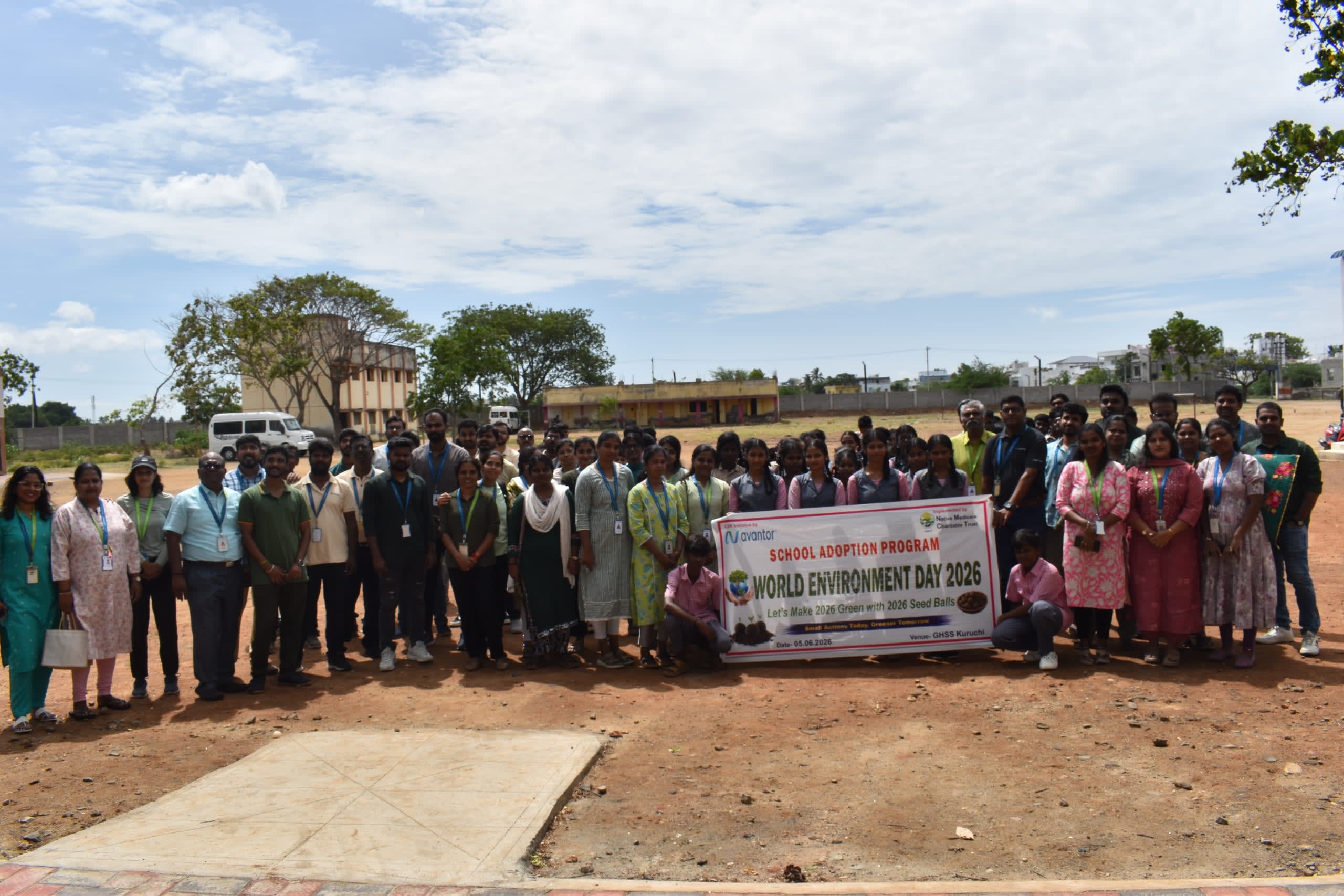 Students, teachers and Avantor volunteers with a World Environment Day 2026 banner at GHSS Kuruchi